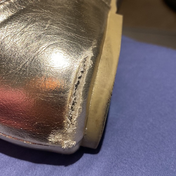 ✨ Topshop gold✨ pointy shoes with adjustable strap pearl detail size AU 9 - Picture 5 of 10